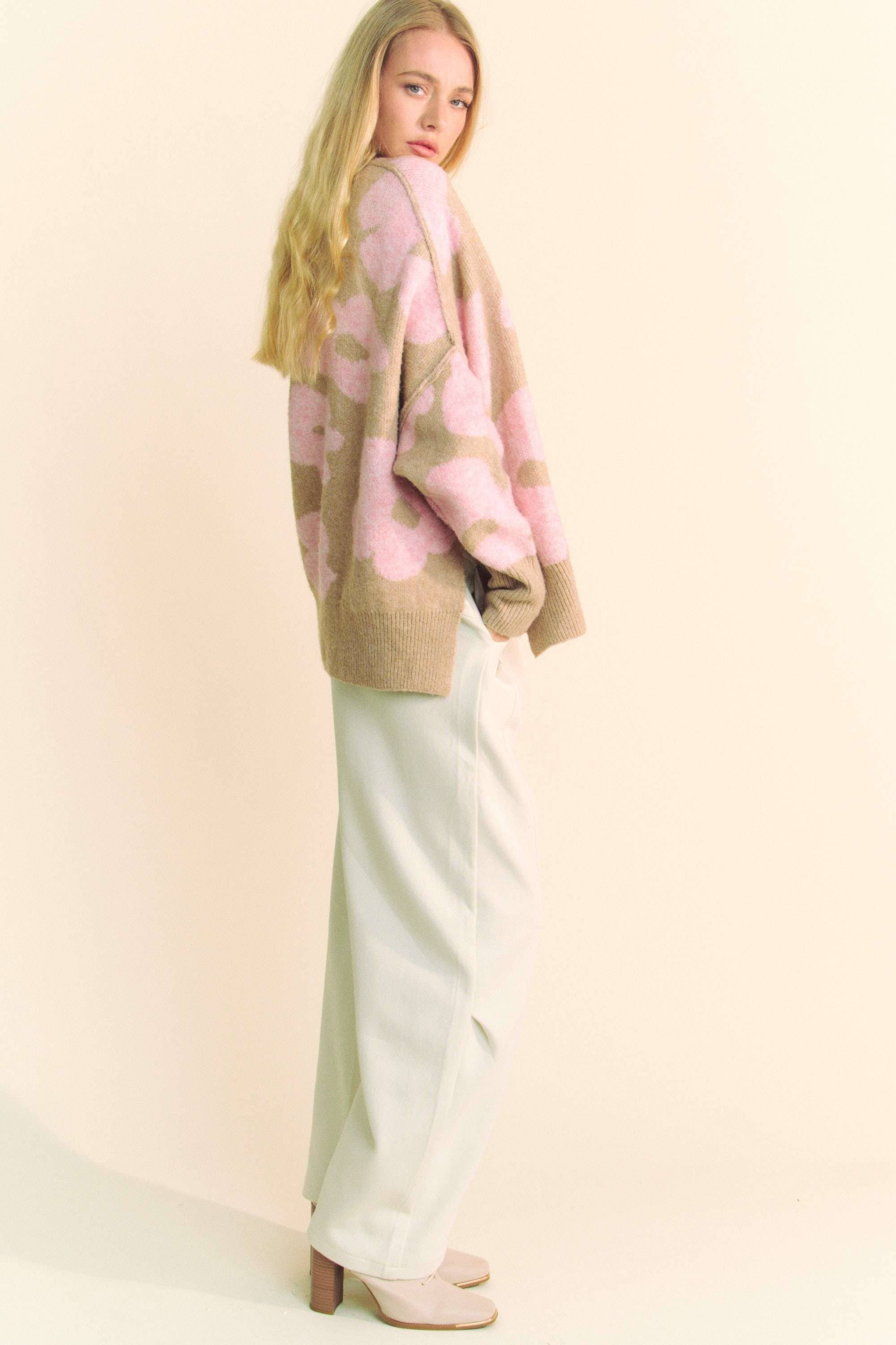 FLORAL LONG SLEEVE LOOSE FIT PULLOVER KNIT SWEATER