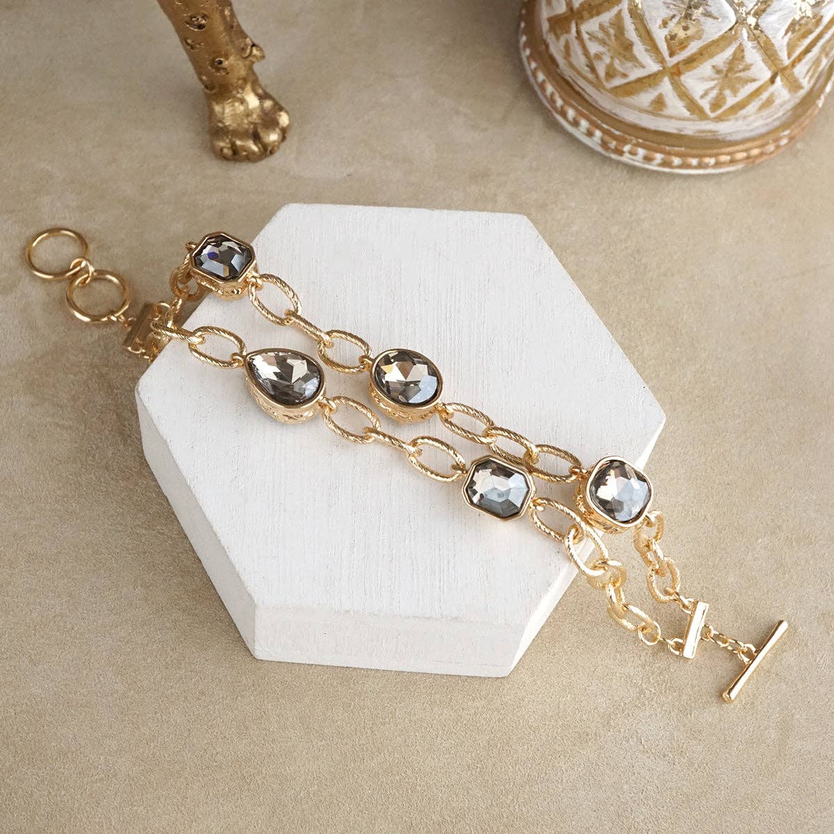 Brilliant Bond – Statement Chain Bracelets with Reflective Crystals