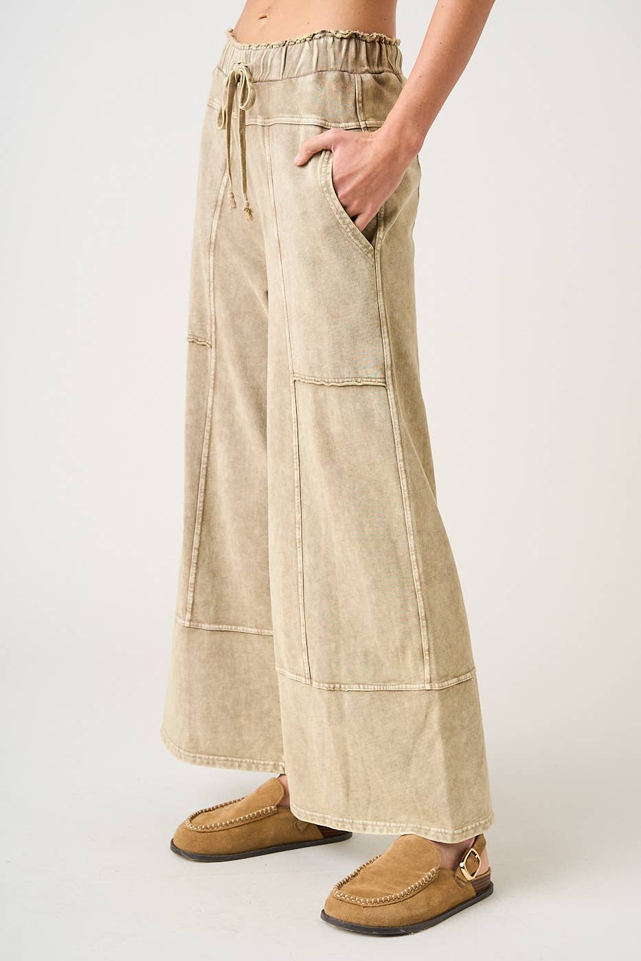 MINERAL WASH SEAM DETAIL WIDE LEG PANTS