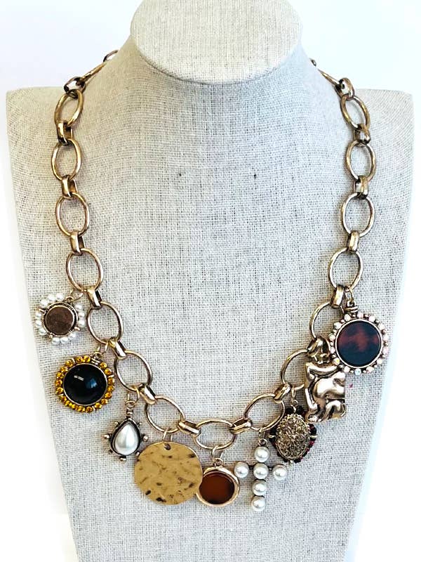 ( R330 )  VINTAGE MULTI CHARM DANGLE NECKLACE
