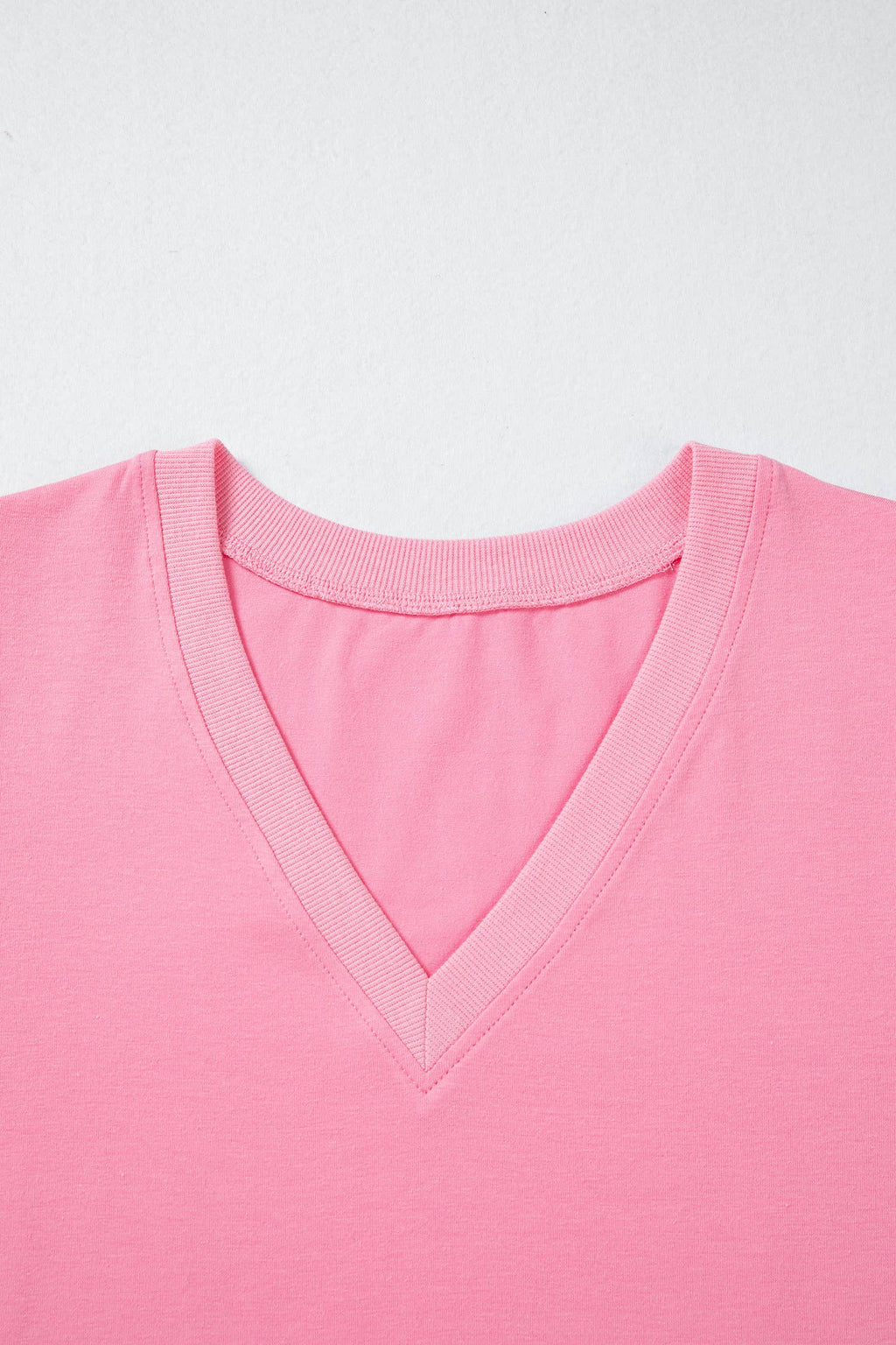 Plus Size Solid Color V Neck Short Puff Sleeve Blouse (S-4X)