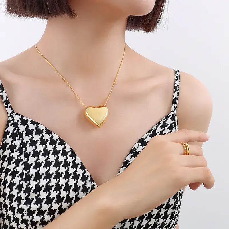 Simple Heart Pendant Necklace 18K Gold Plated 2 Sizes