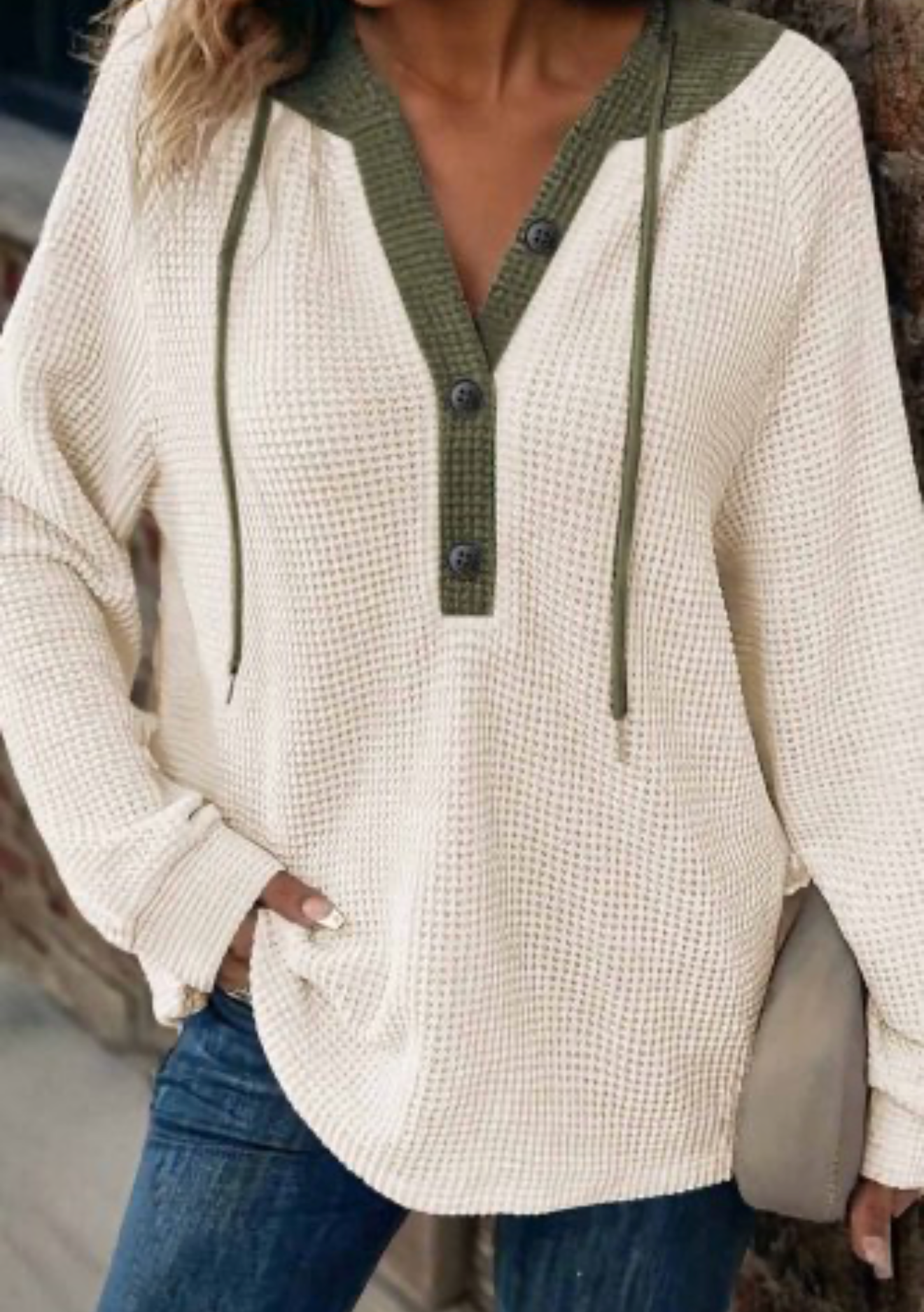 White waffle contrast, half buttoned, hooded pullover