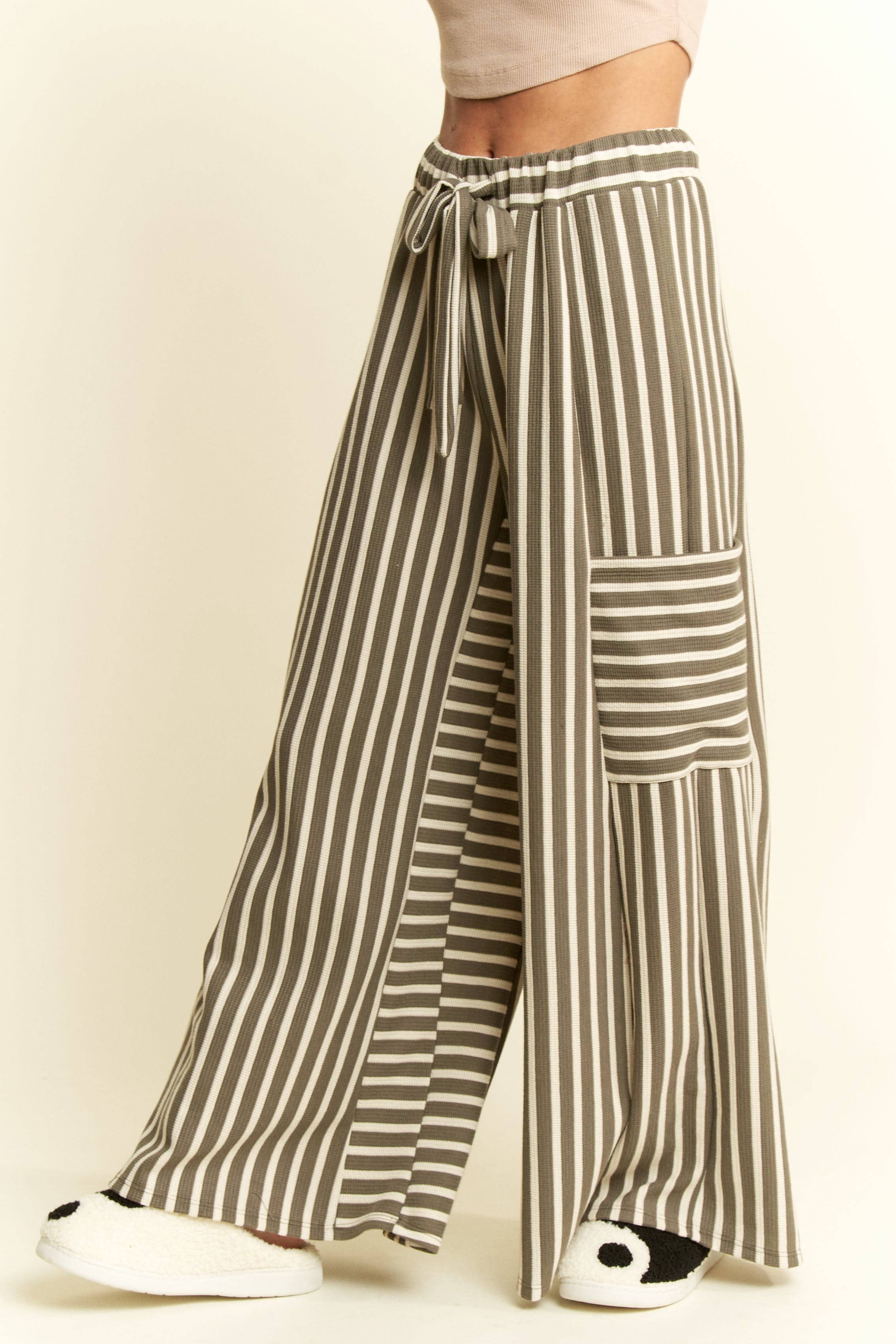 PLUS SIZE STRIPE WIDE LEG PANTS