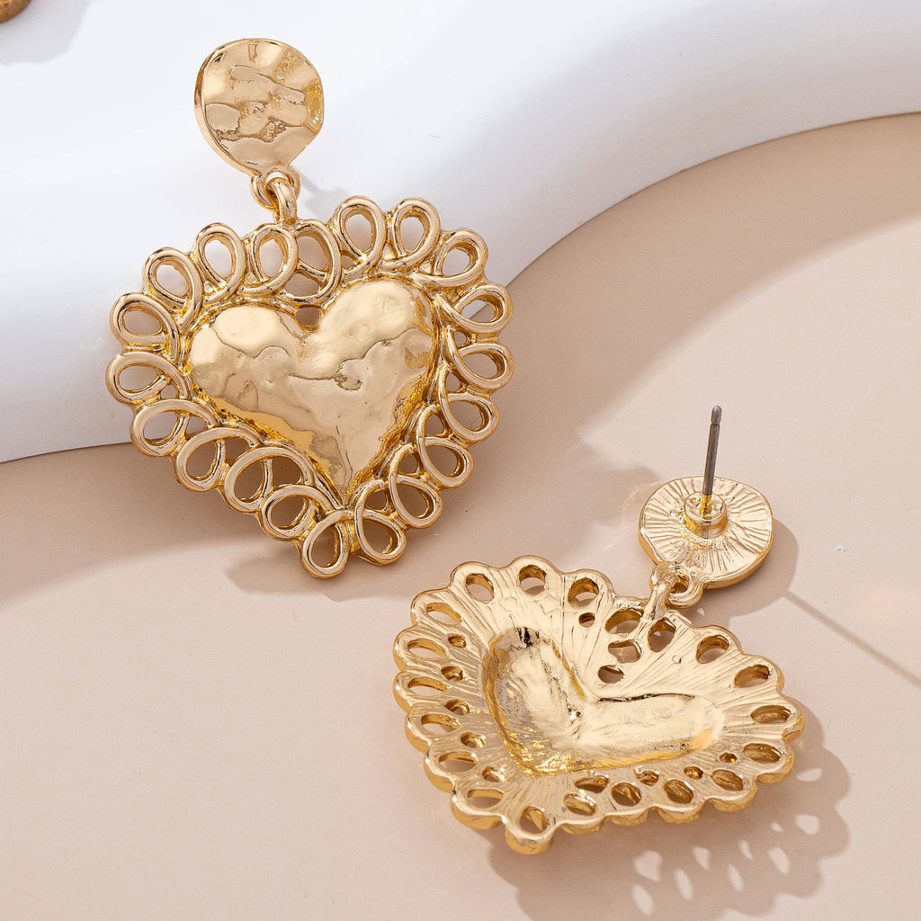 Ornate Hammered Heart Drop Earrings | 80E61656