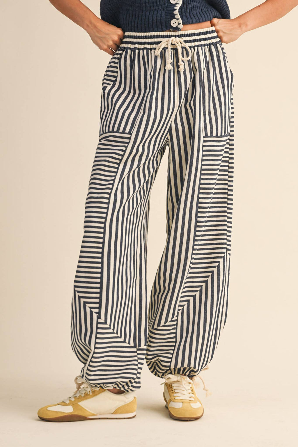 MIXED STRIPES PARACHUTE PANTS MP4366