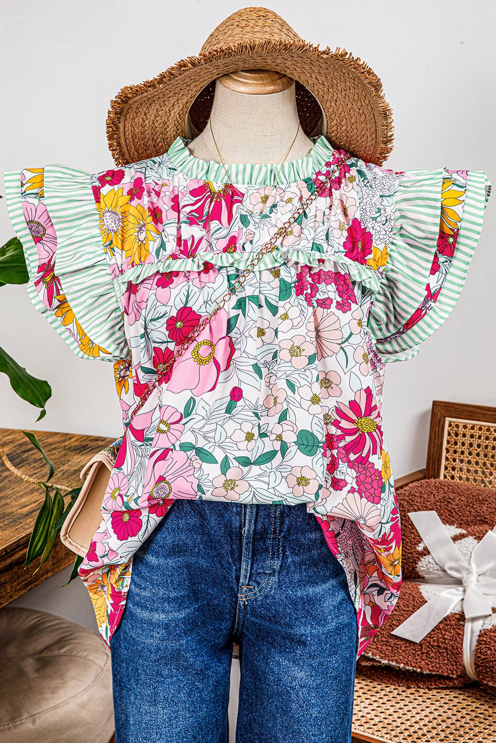Fashion Floral Contrast Ruffle Trim Short Sleeve Boho Blouse